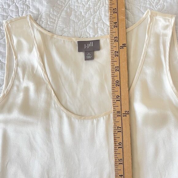 2 J. Jill W Camisole Small Silk Champagne/Beige Capsule Layer Career Shell - Picture 5 of 8